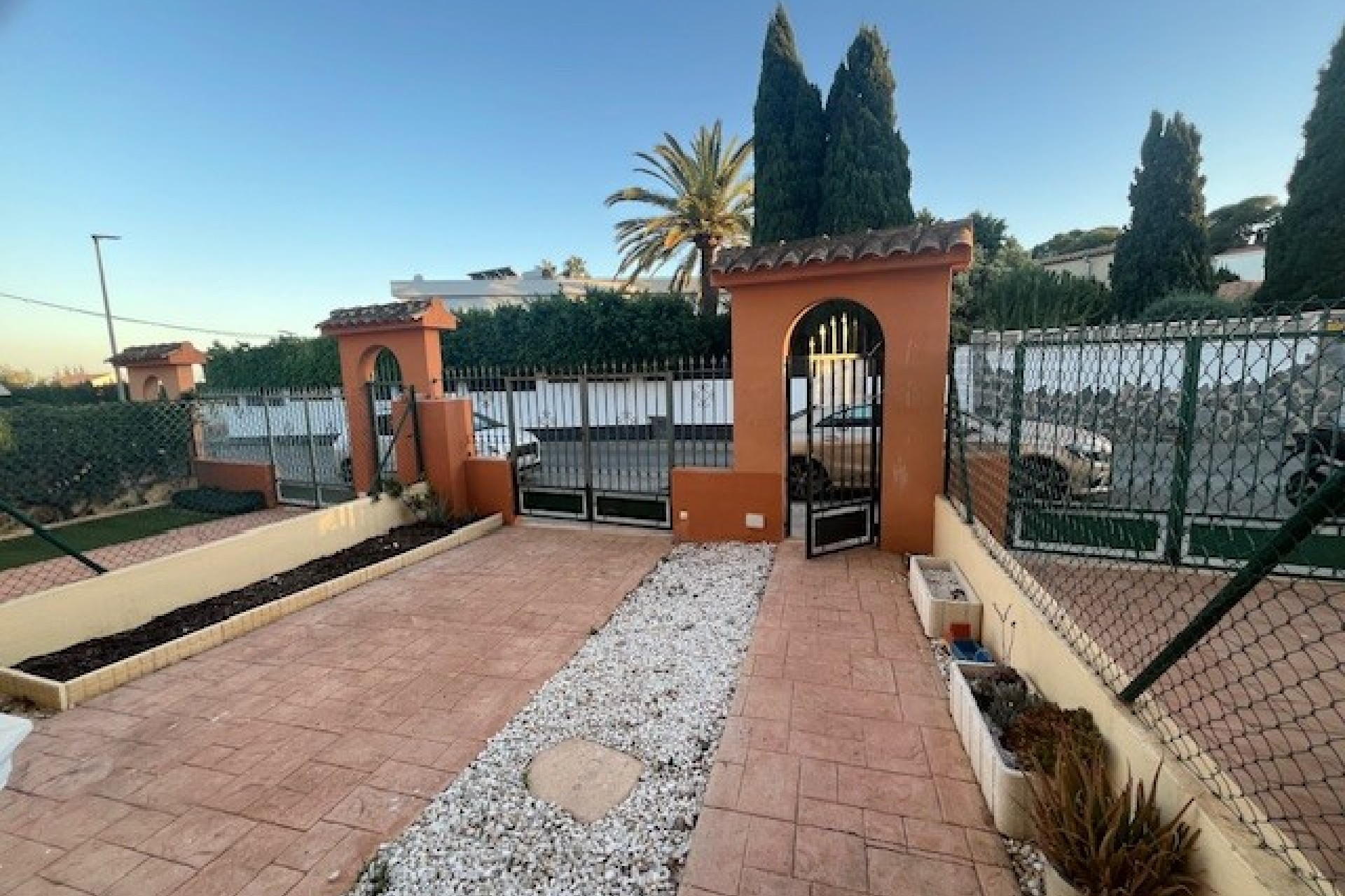 Alquiler a largo plazo - Bungalow - Alfaz del Pi - Urbanizacion