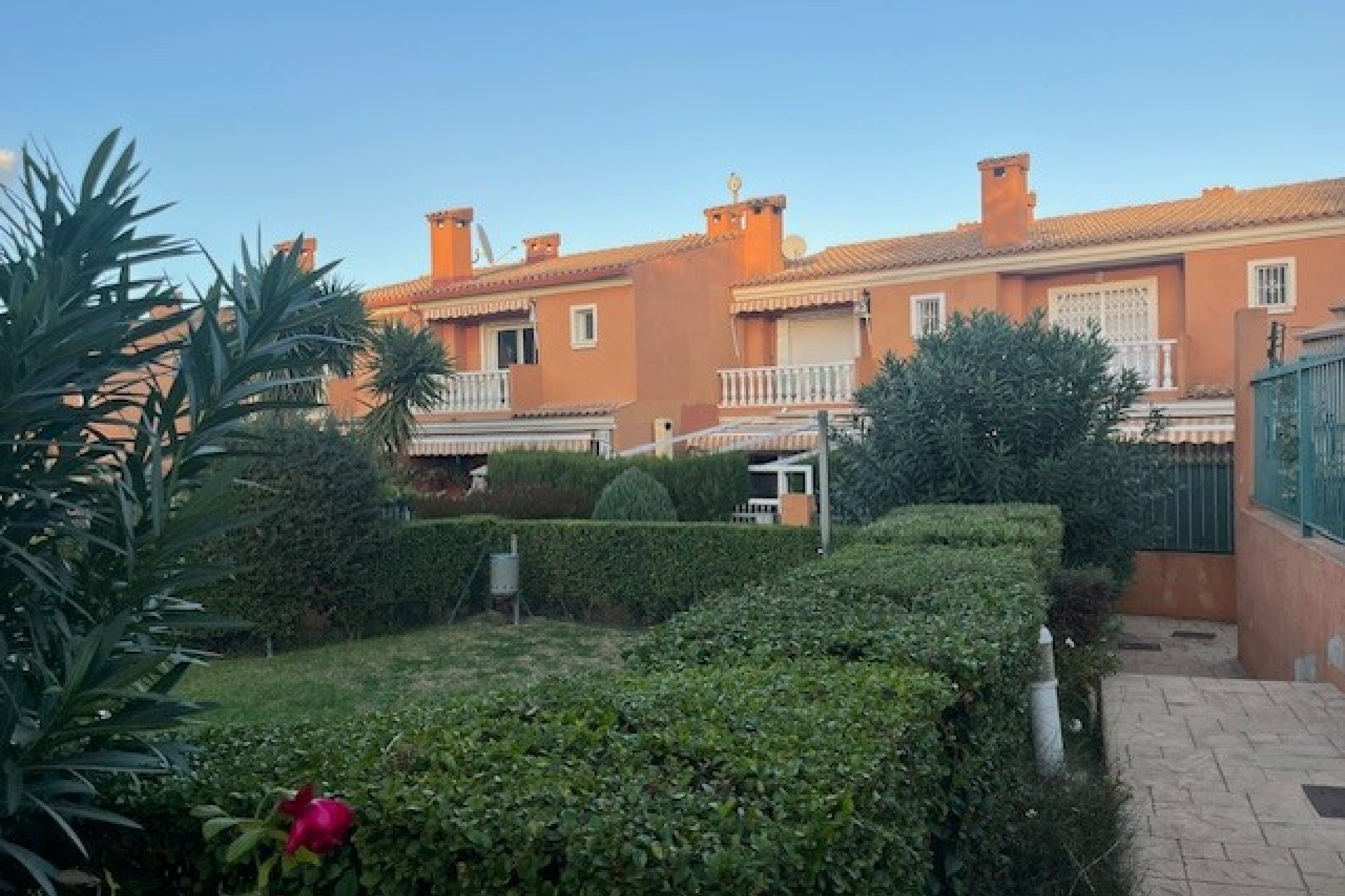 Alquiler a largo plazo - Bungalow - Alfaz del Pi - Urbanizacion