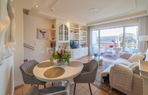 Apartamento / piso - Alquiler a corto plazo - Albir - Centro