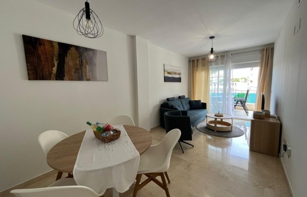 Apartamento / piso - Alquiler a corto plazo - Albir - Centro