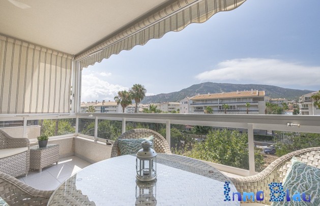 Apartamento / piso - Alquiler a corto plazo - Albir - Centro