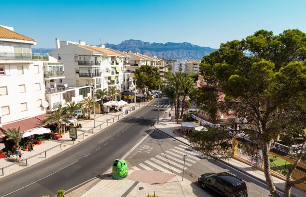 Apartamento / piso - Alquiler a corto plazo - Albir - Centro