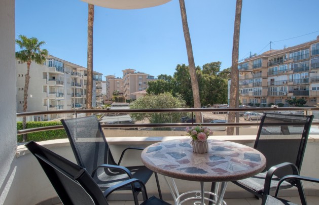 Apartamento / piso - Alquiler a corto plazo - Albir - Centro