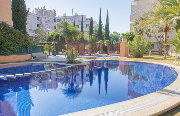 Apartamento / piso - Alquiler a corto plazo - Albir - HR-201