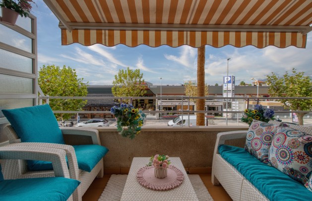 Apartment / flat - Sale - Albir - Albir