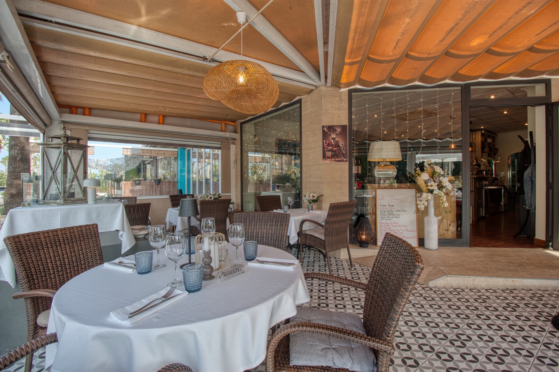Business transfer - Local - Albir