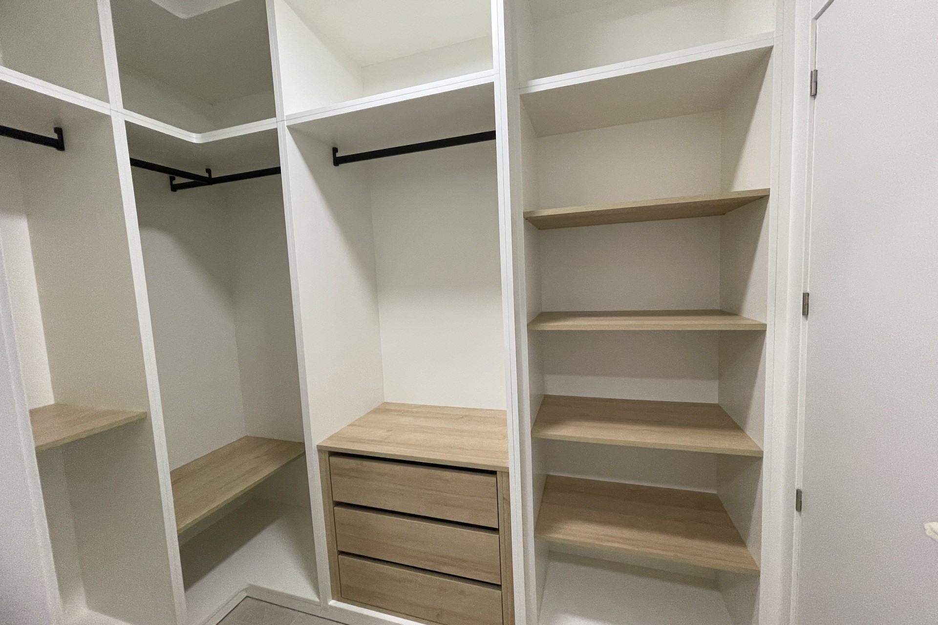 New Build - detached - Heredades