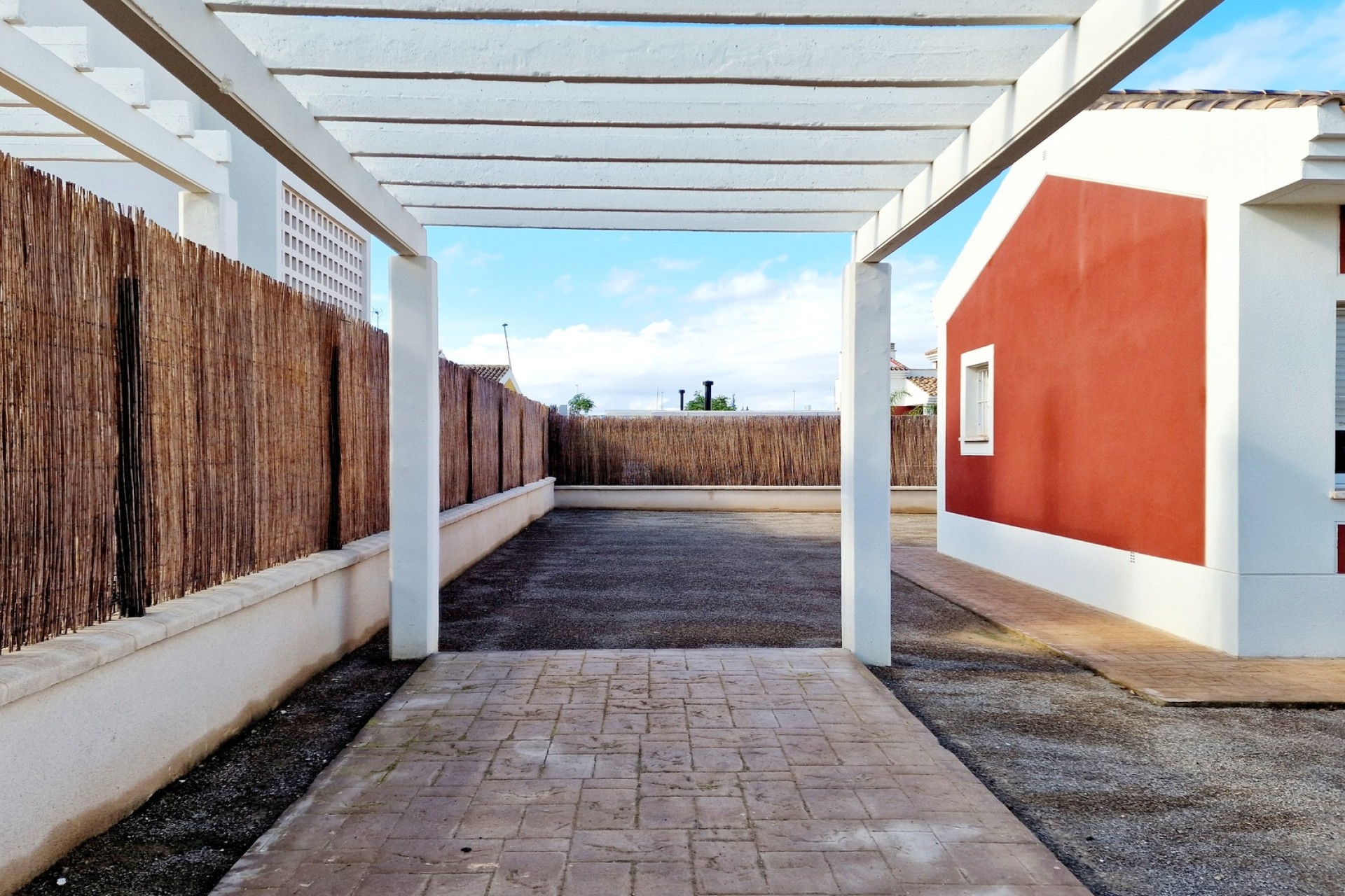 Obra nueva - detached - Purias