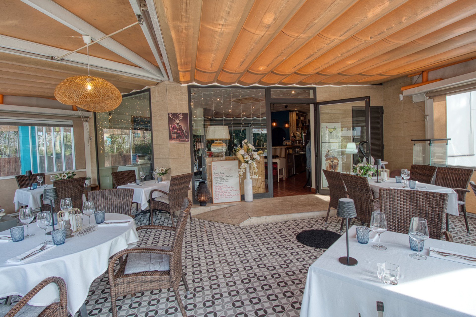Overname - Local - Albir