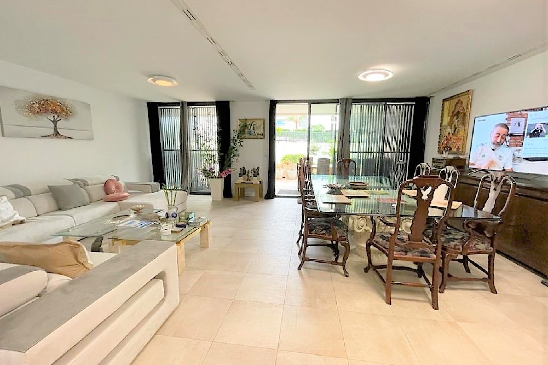 Resale - Apartment / flat - Albir - Urbanizacion