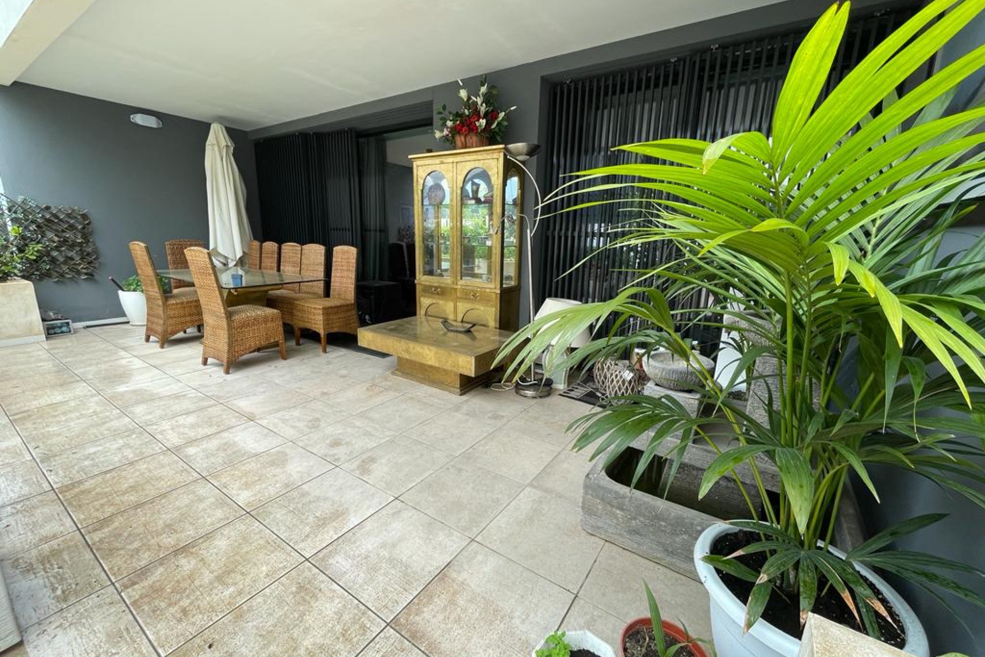 Resale - Apartment / flat - Albir - Urbanizacion