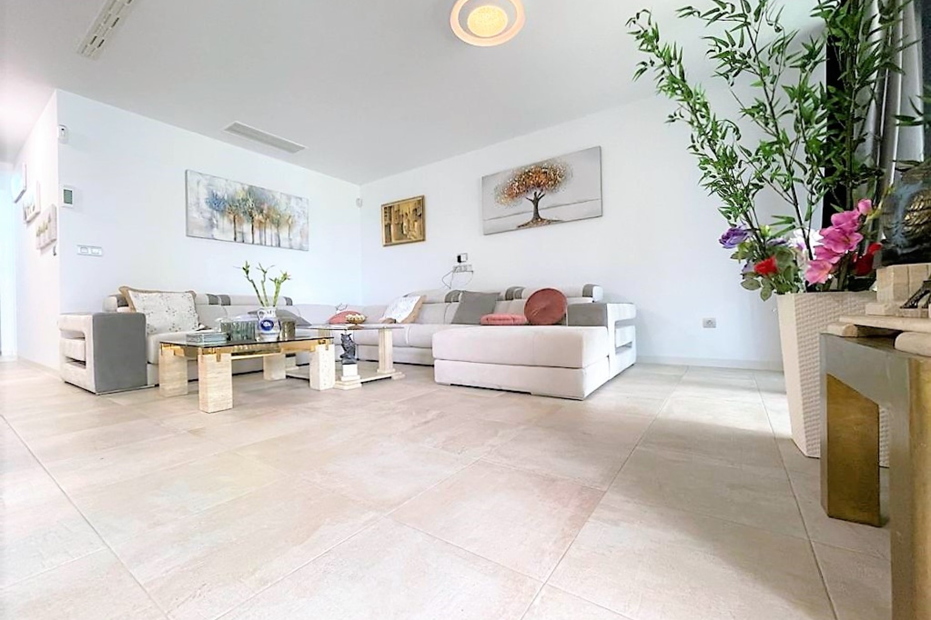 Resale - Apartment / flat - Albir - Urbanizacion