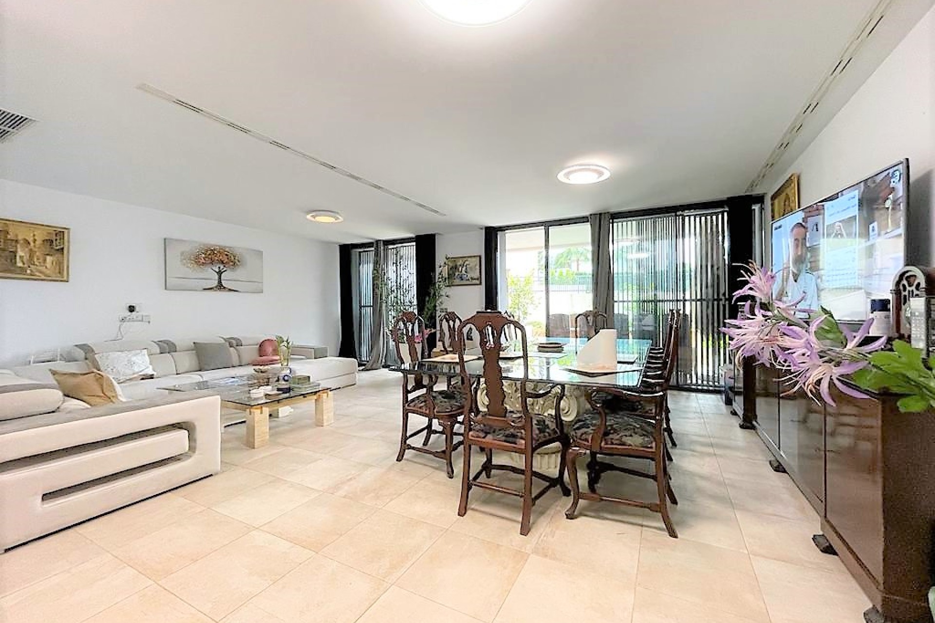 Resale - Apartment / flat - Albir - Urbanizacion