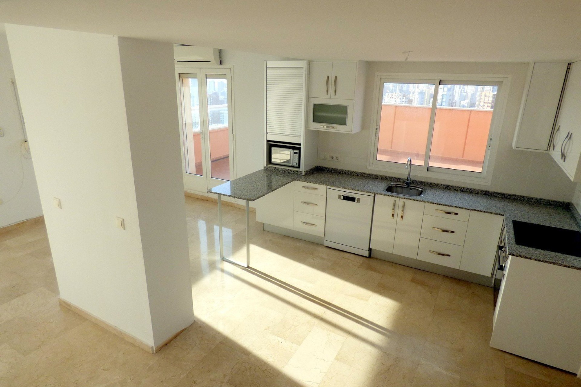 Reventa - Apartamento / piso - Benidorm - Centro