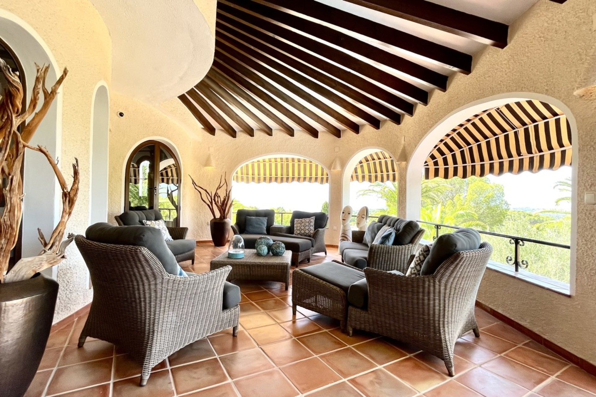 Reventa - Villa - Altea - Urbanizacion