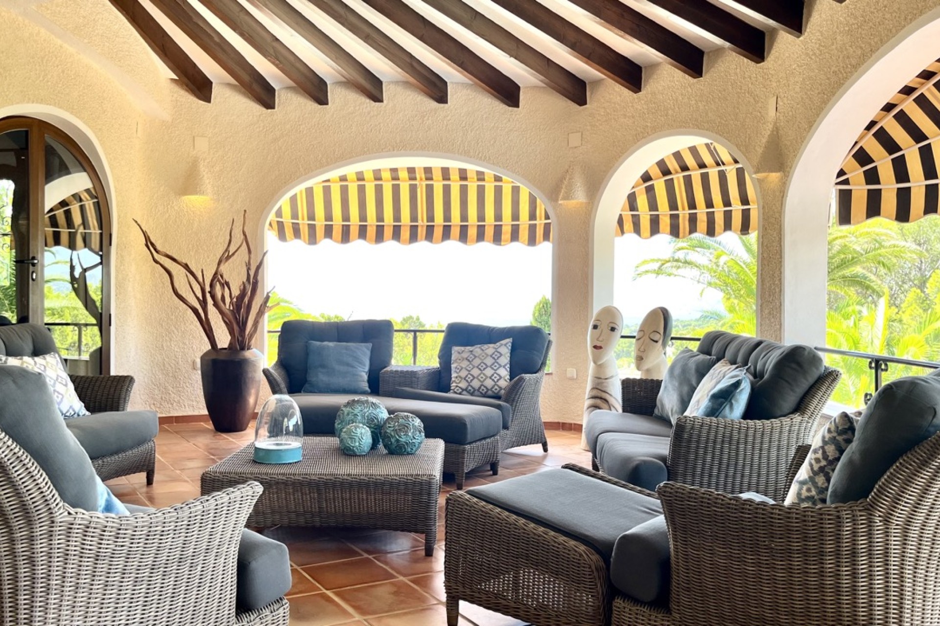 Reventa - Villa - Altea - Urbanizacion