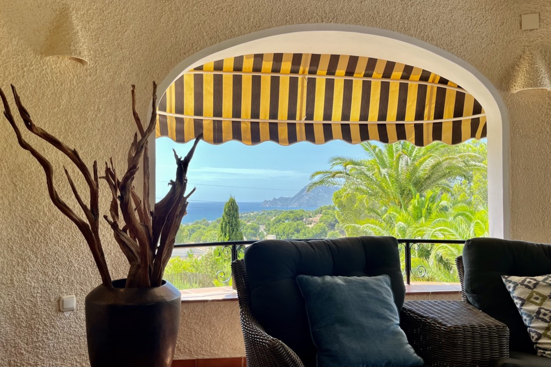 Reventa - Villa - Altea - Urbanizacion
