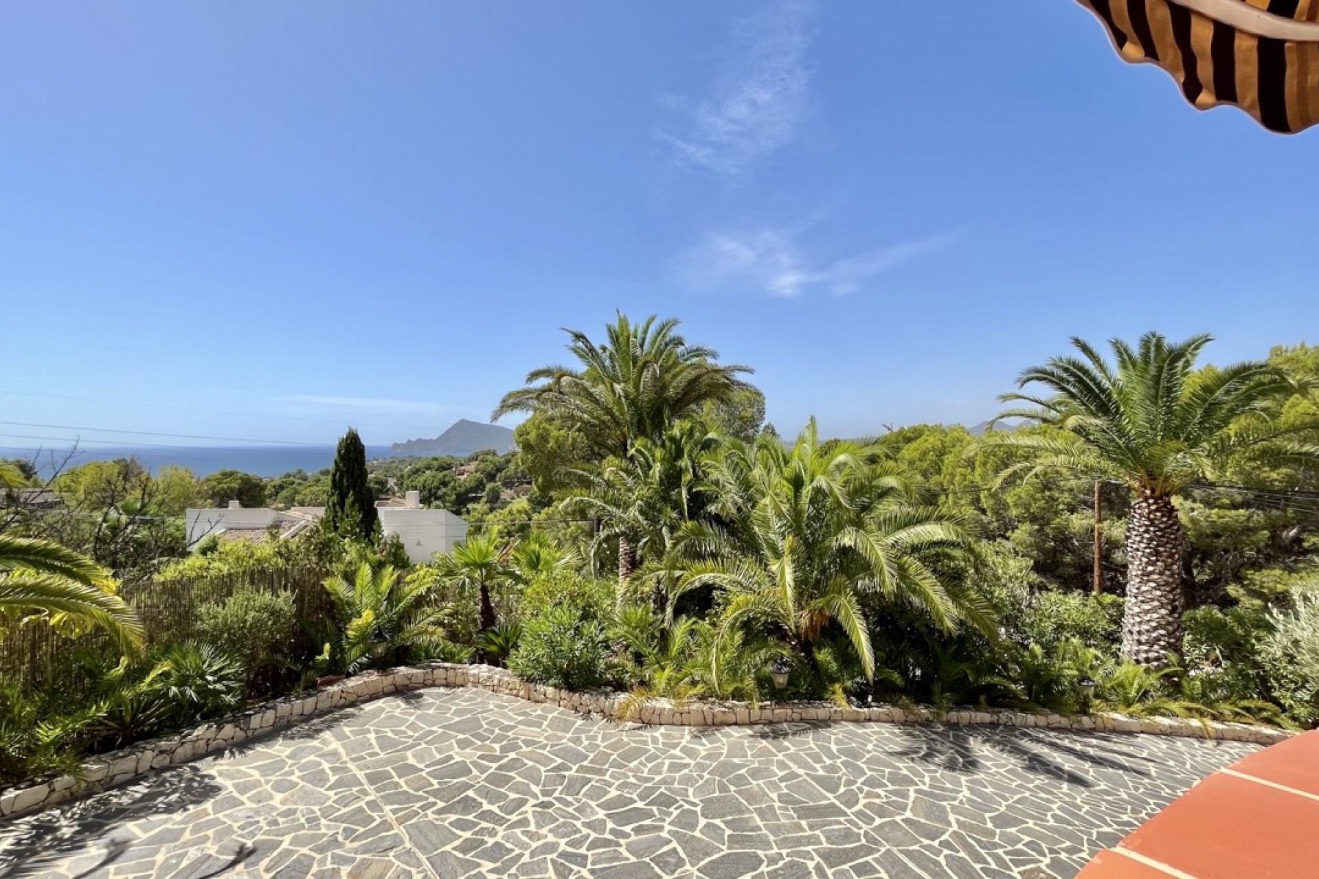 Reventa - Villa - Altea - Urbanizacion