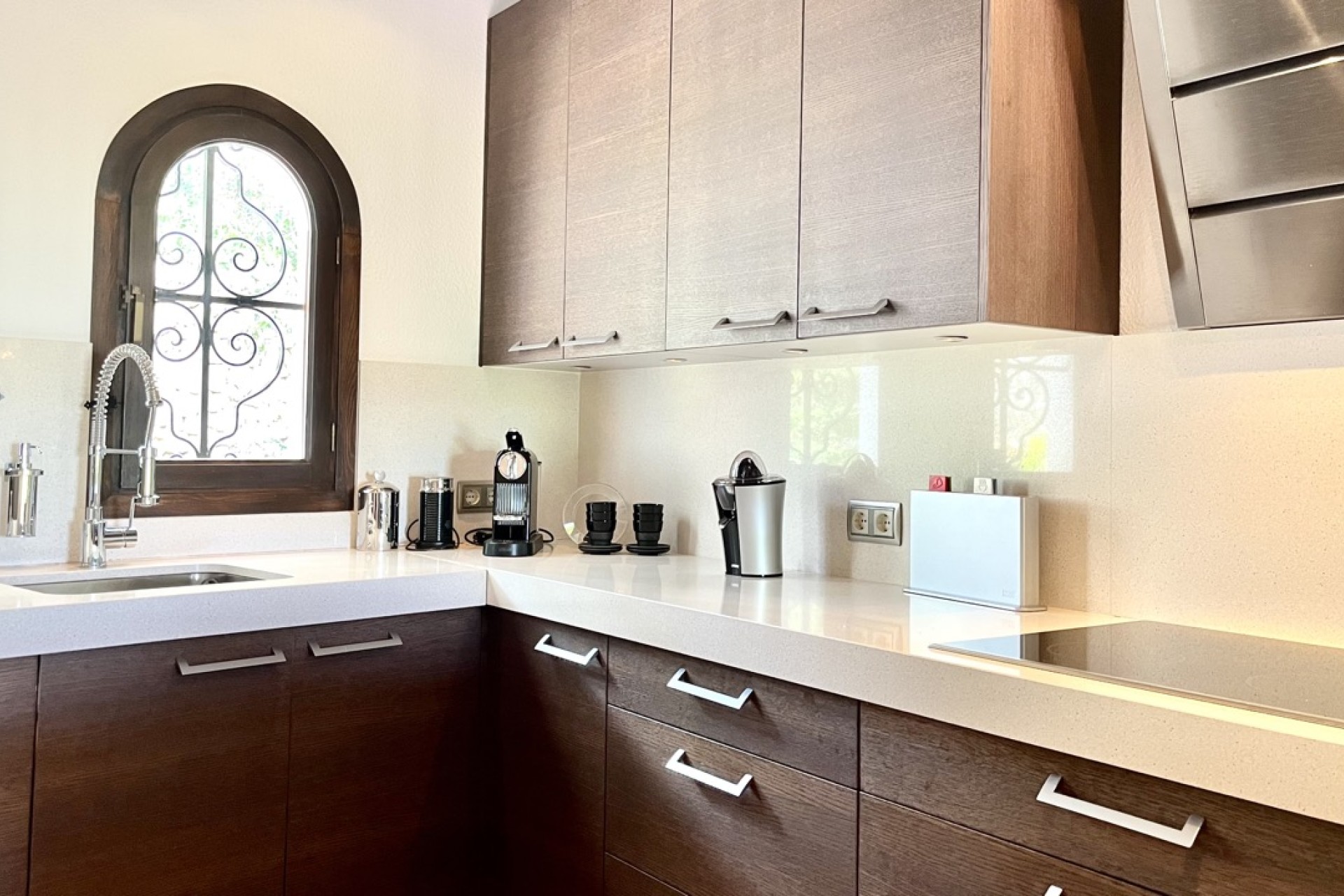 Reventa - Villa - Altea - Urbanizacion