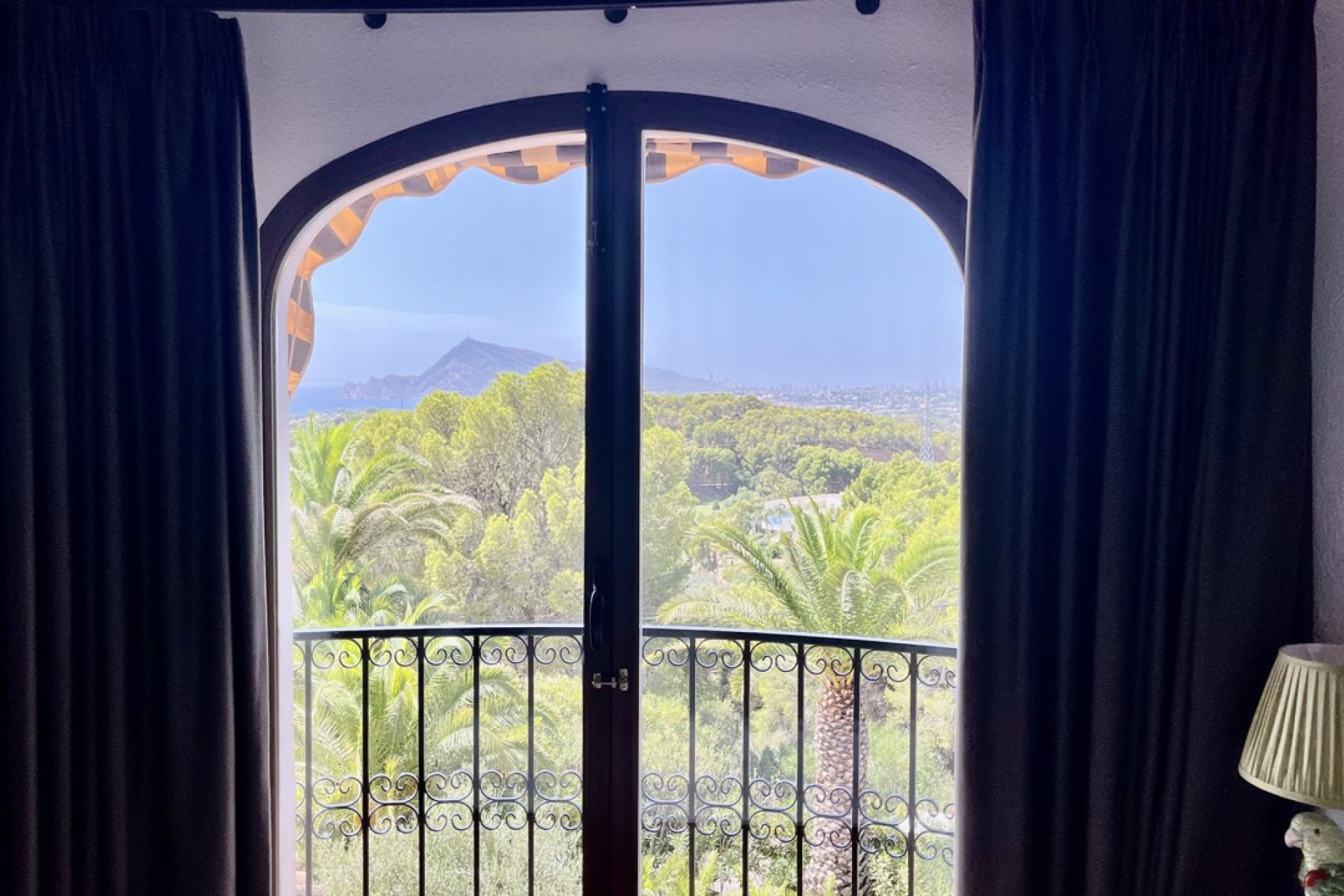 Reventa - Villa - Altea - Urbanizacion