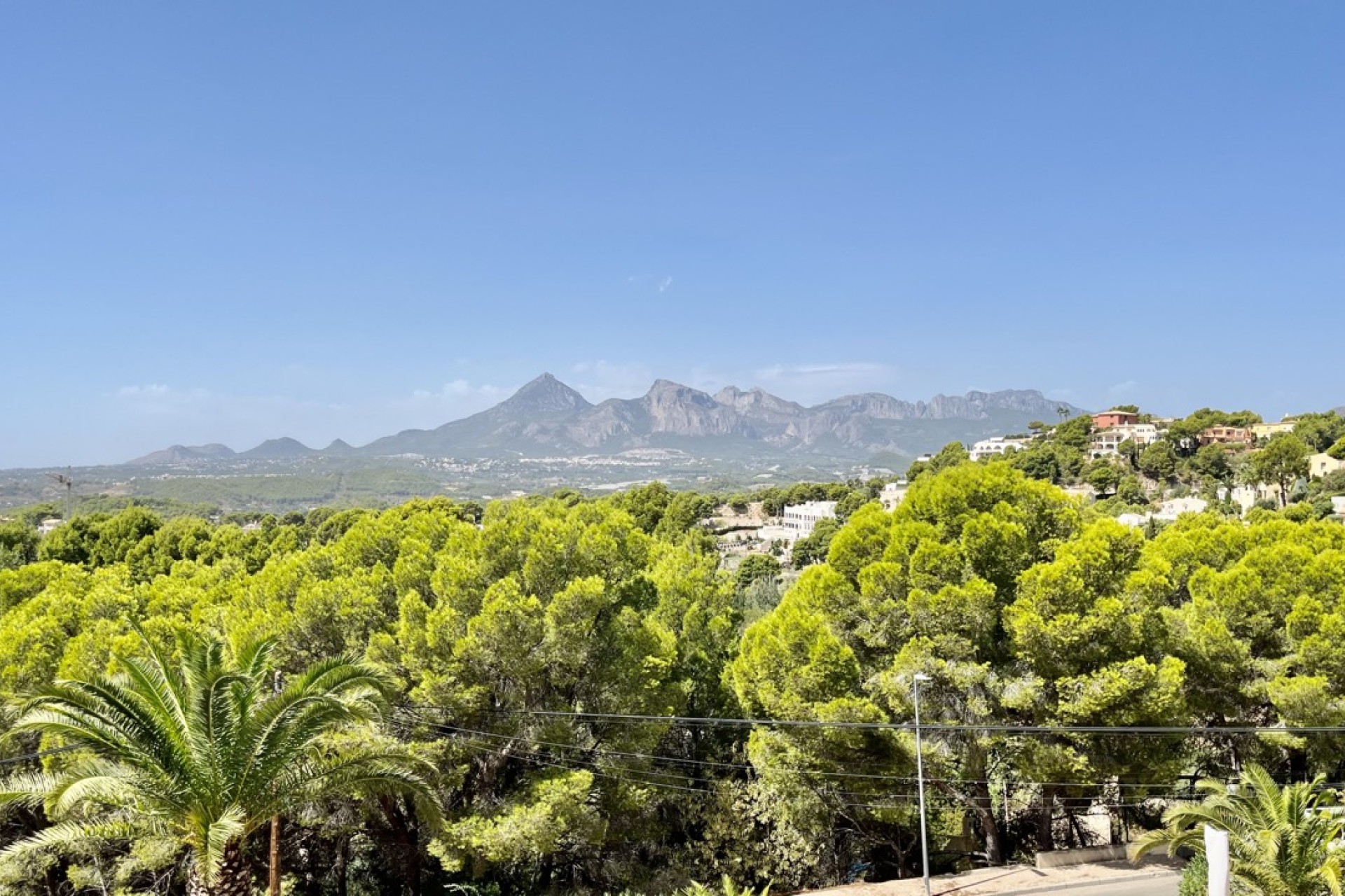 Reventa - Villa - Altea - Urbanizacion