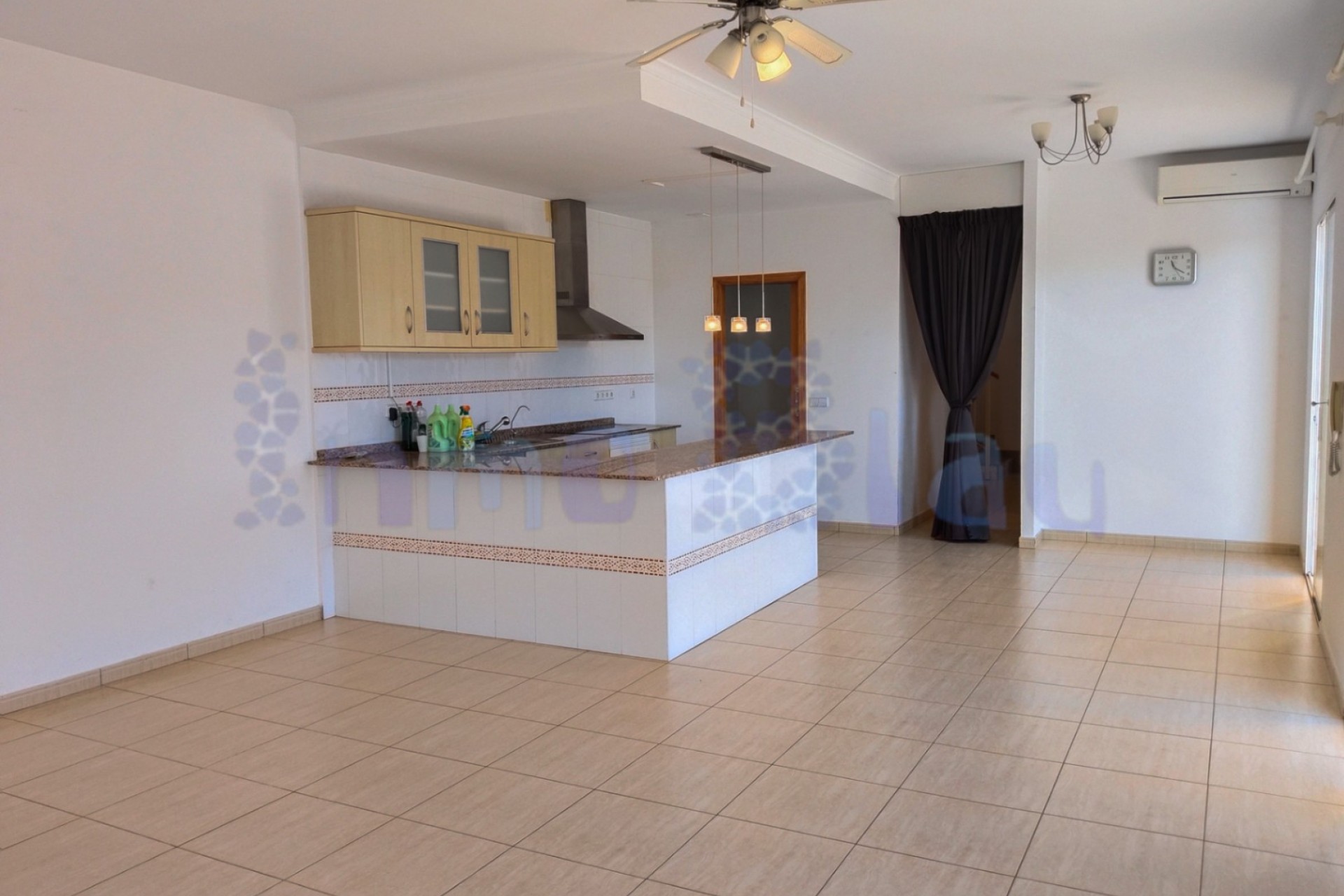 Reventa - Villa - Polop - Urbanizacion