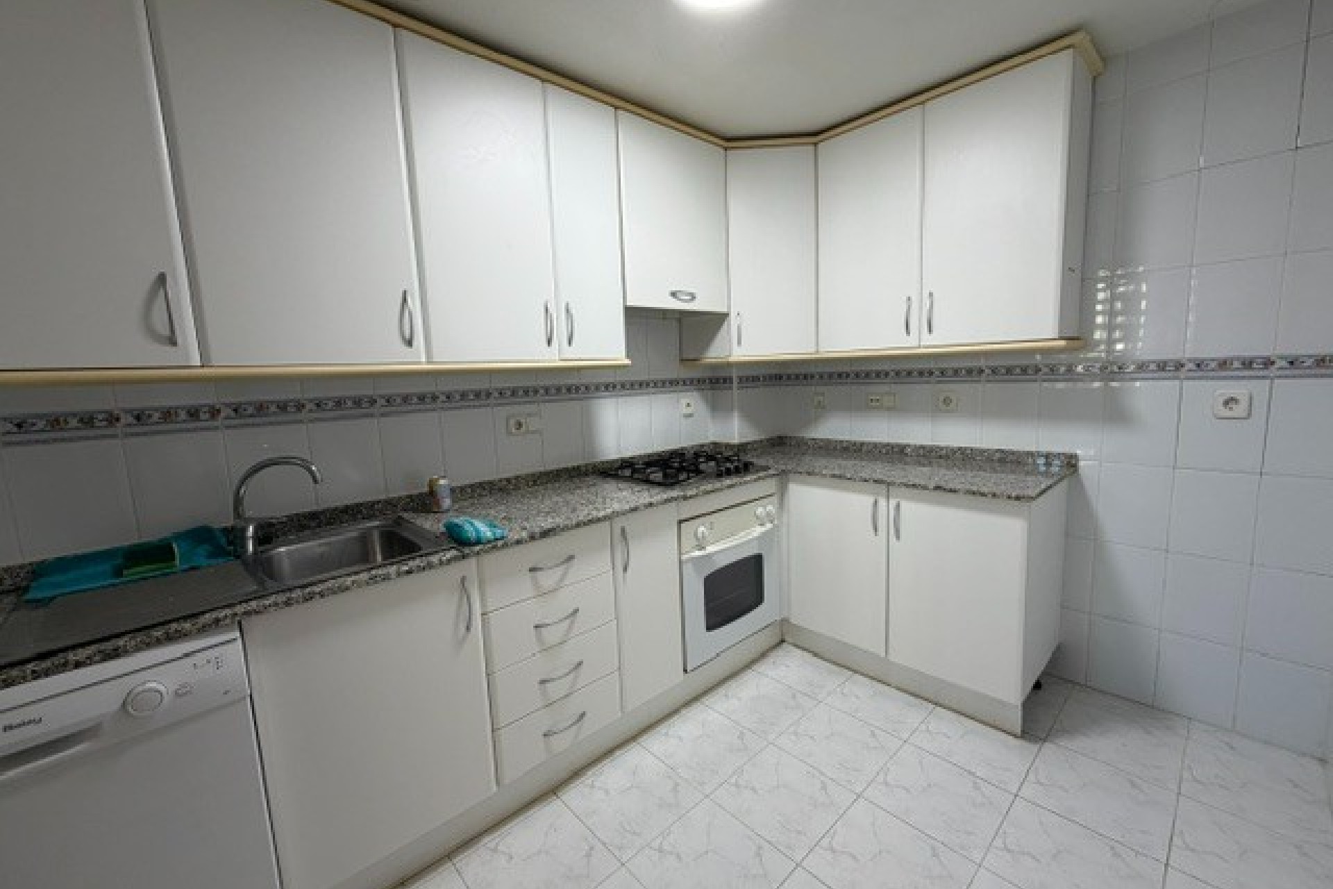 Sale - Apartment / flat - Albir - Centro