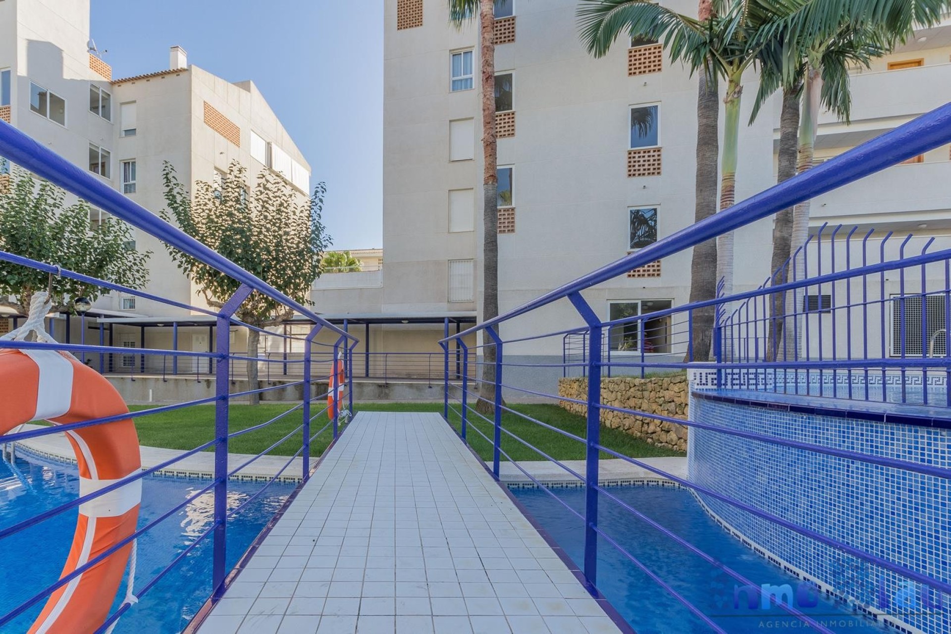 Sale - Apartment / flat - Albir
