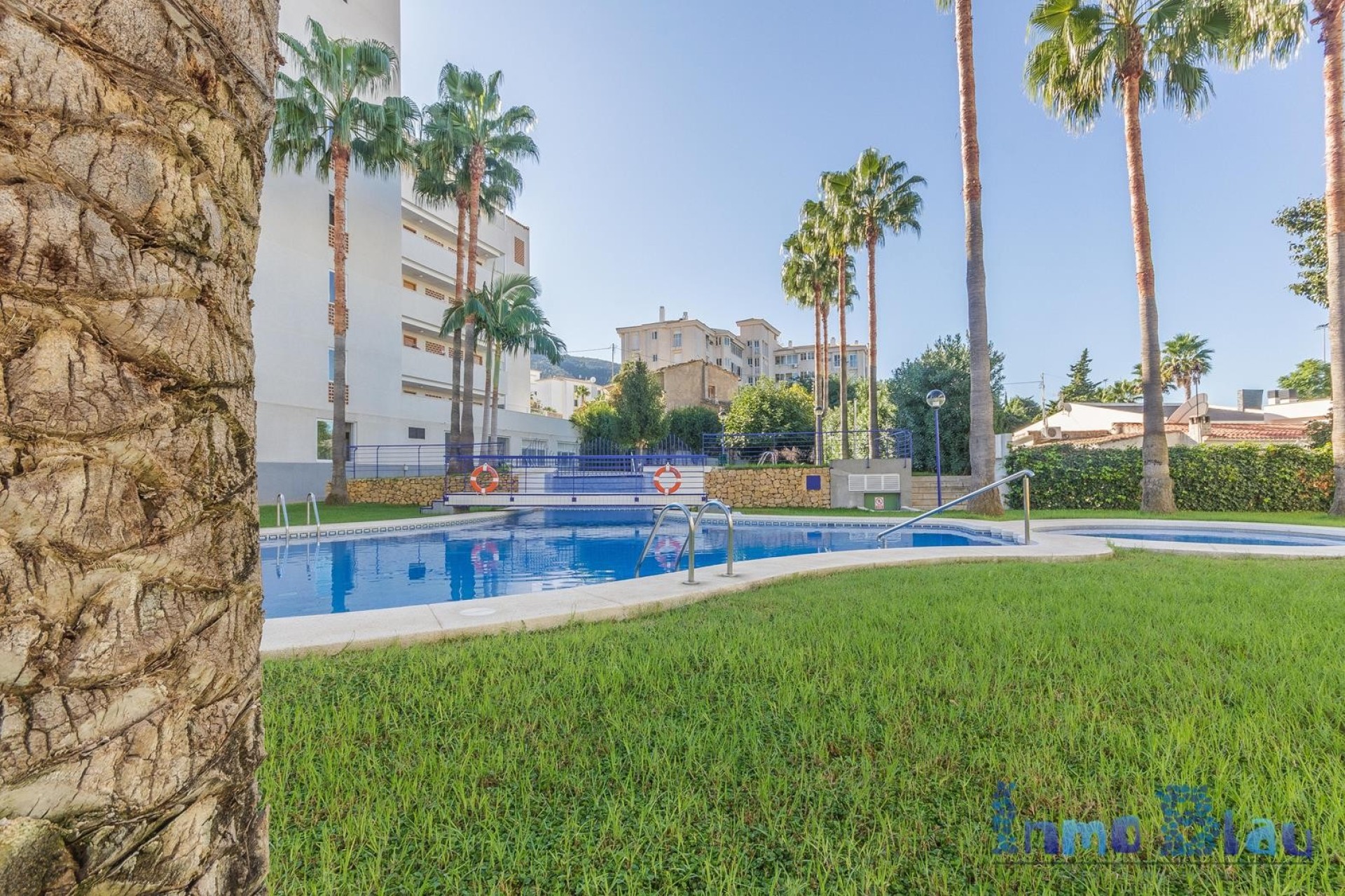 Sale - Apartment / flat - Albir