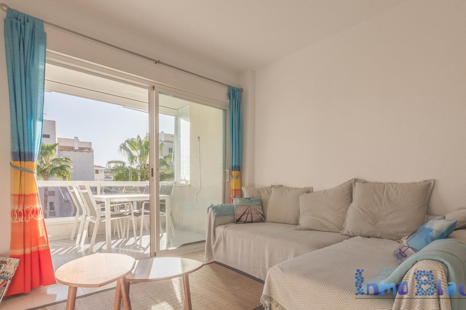 Sale - Apartment / flat - Albir