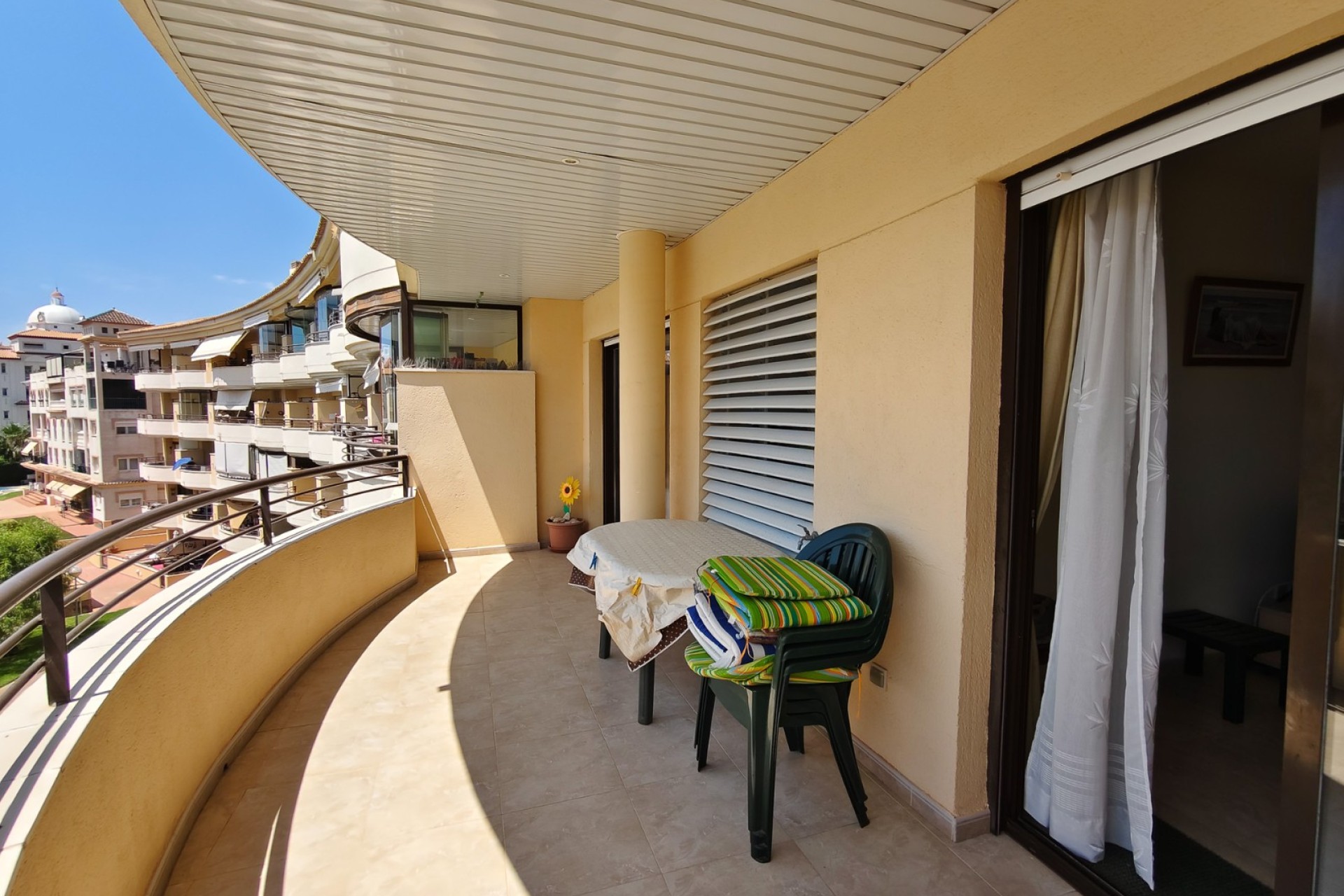 Sale - Apartment / flat - Albir