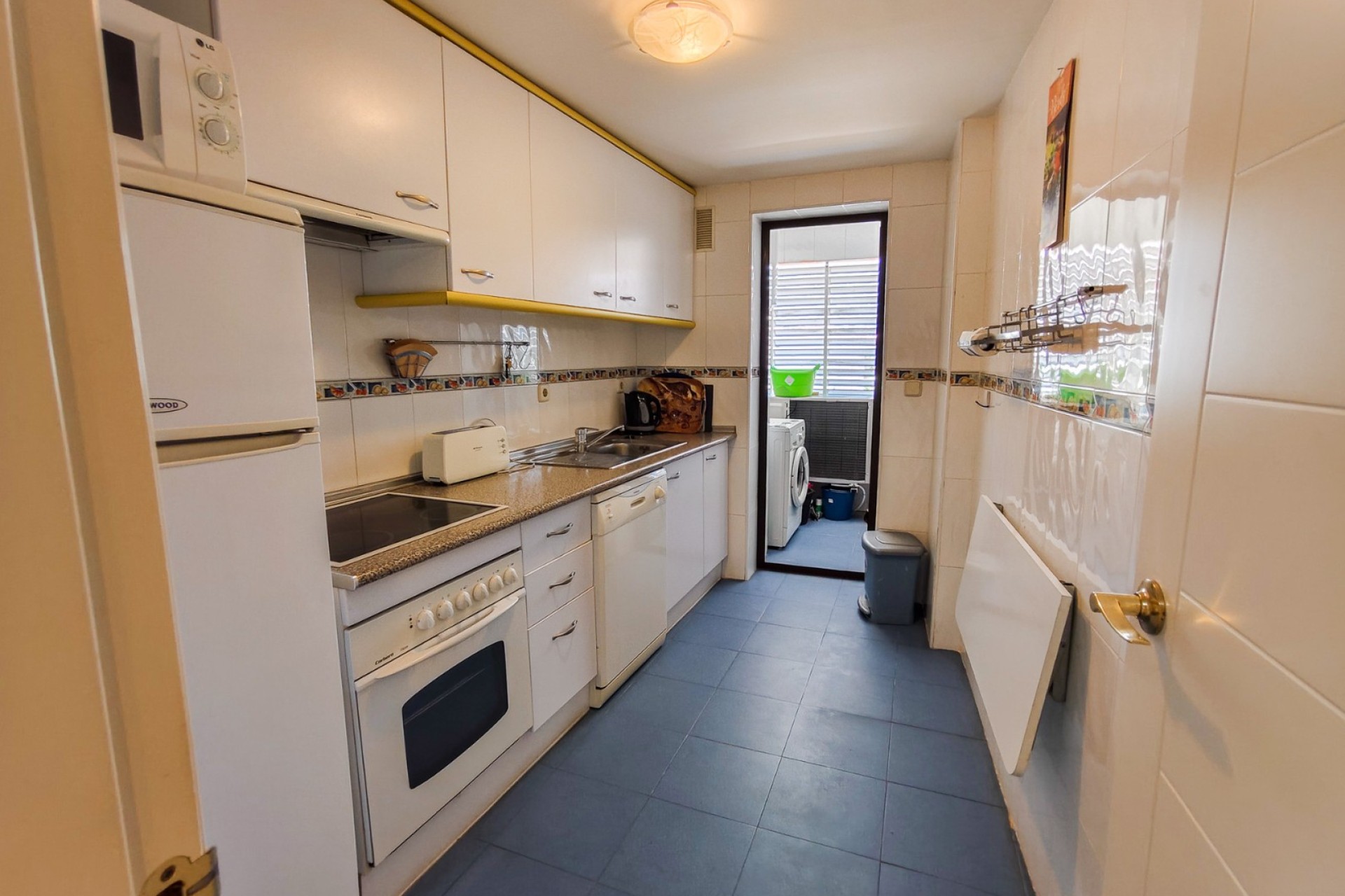 Sale - Apartment / flat - Albir