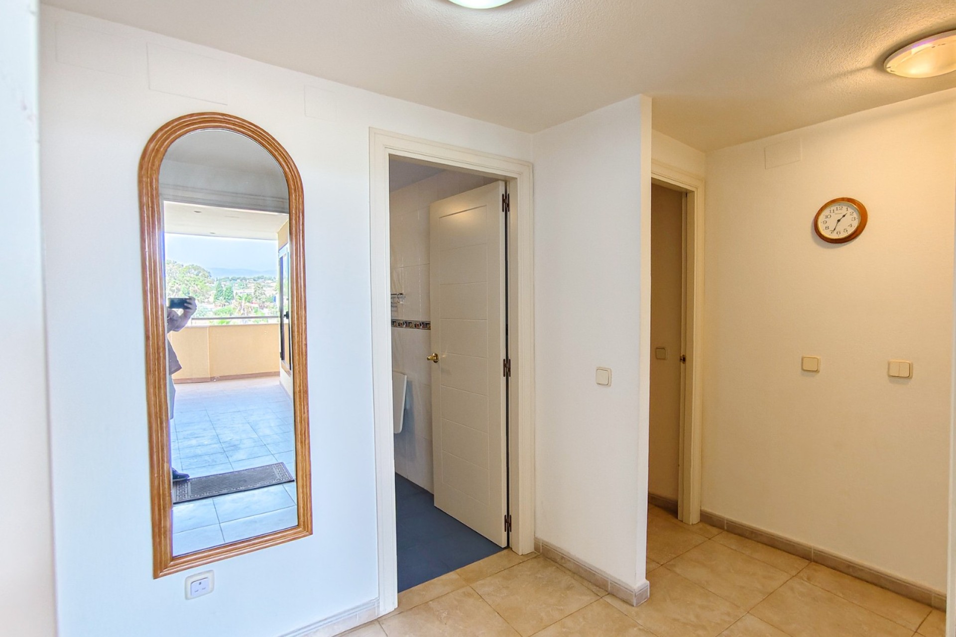 Sale - Apartment / flat - Albir