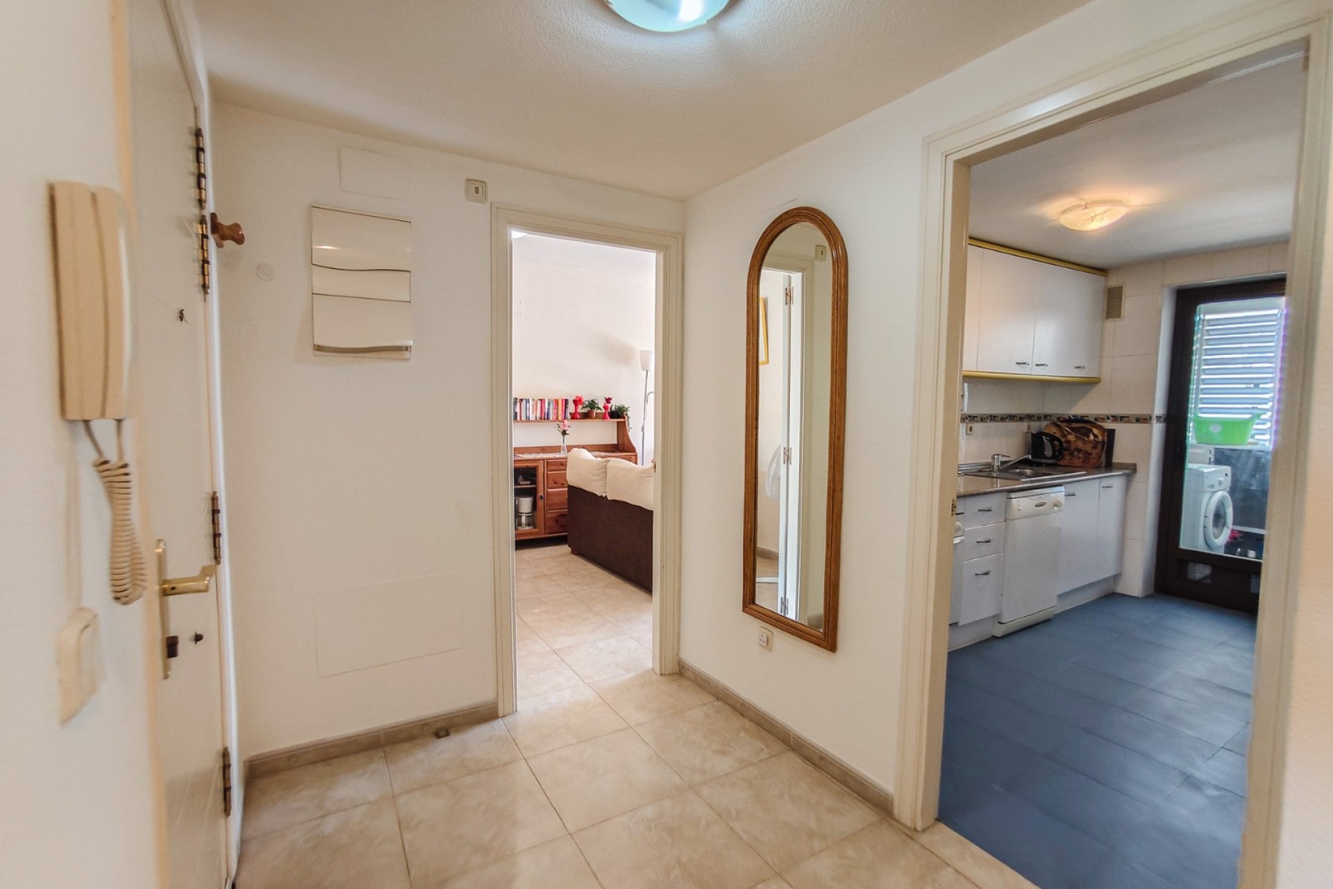 Sale - Apartment / flat - Albir