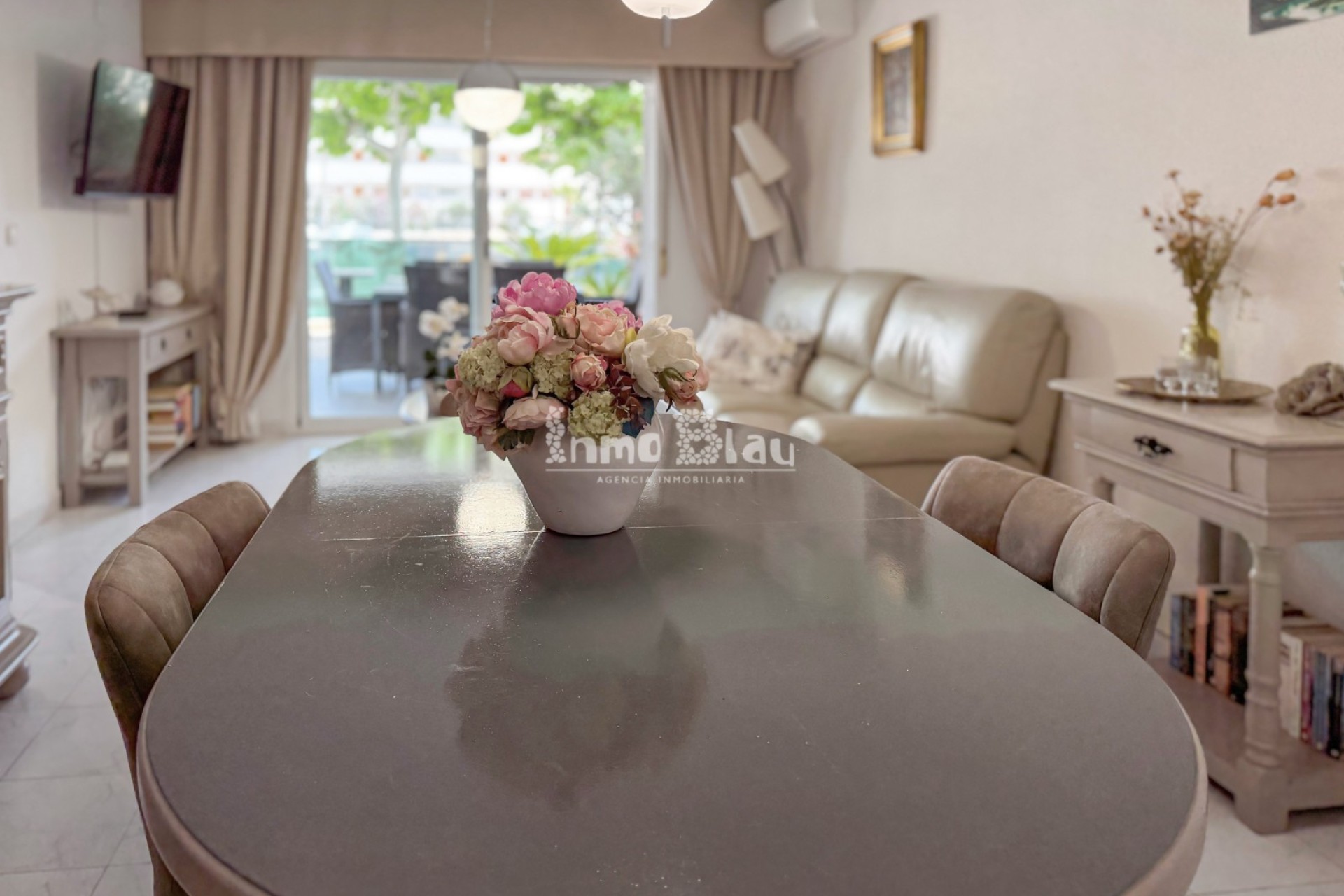 Sale - Apartment / flat - Albir