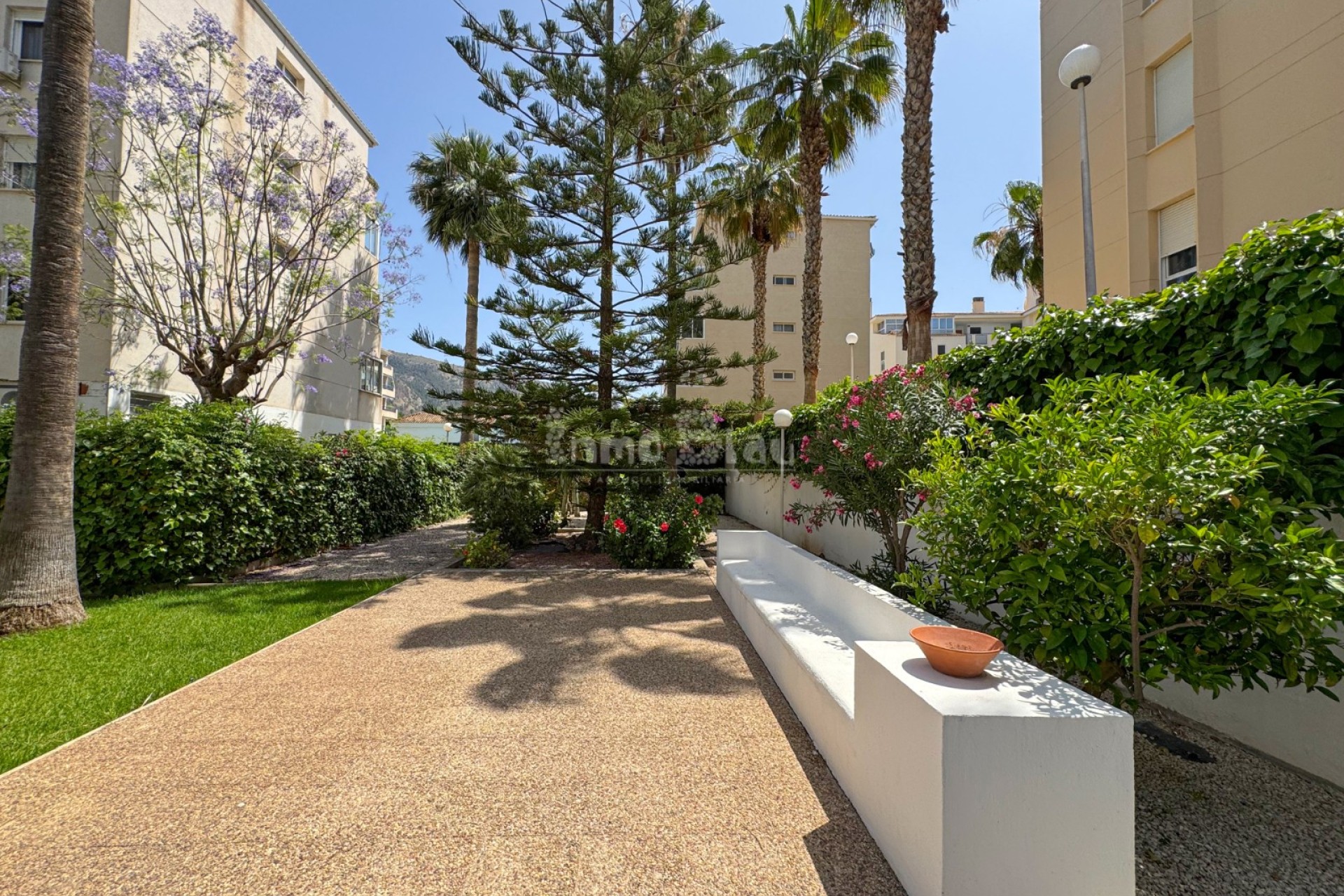 Sale - Apartment / flat - Albir