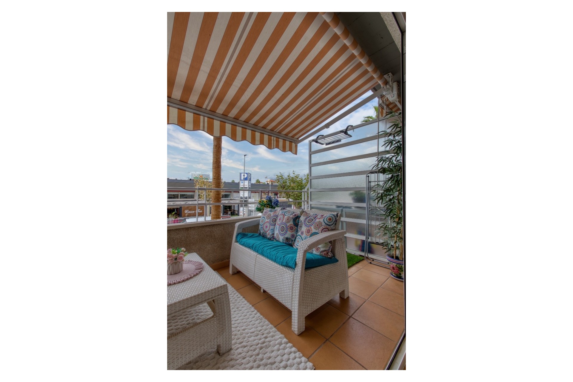 Sale - Apartment / flat - Albir