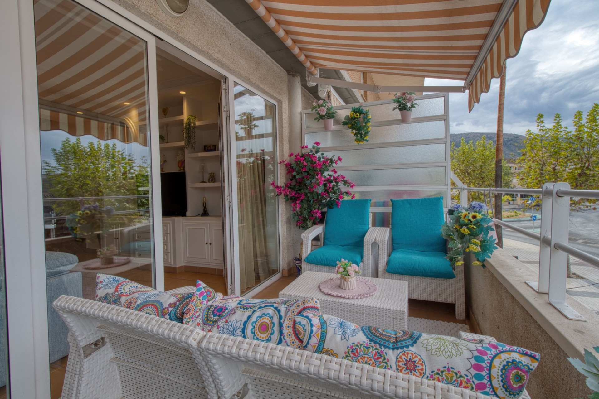 Sale - Apartment / flat - Albir