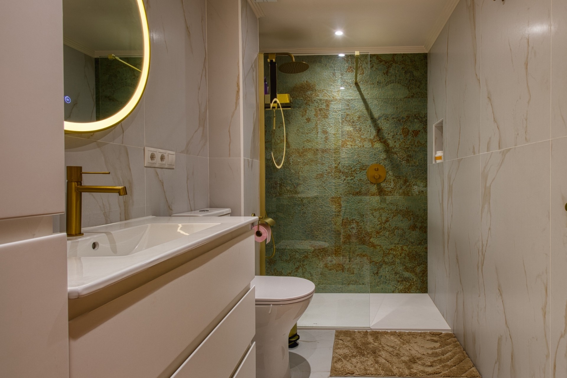 Sale - Apartment / flat - Albir