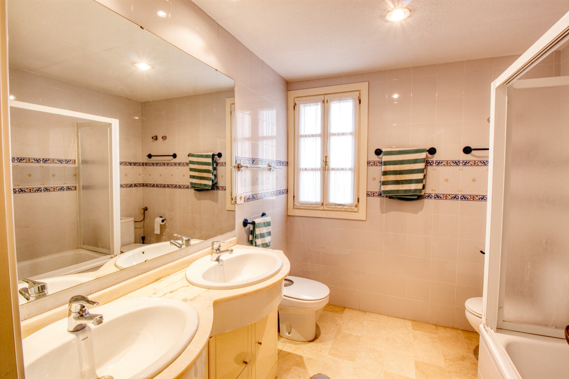 Sale - Villa - Benidorm - Zona de Poniente