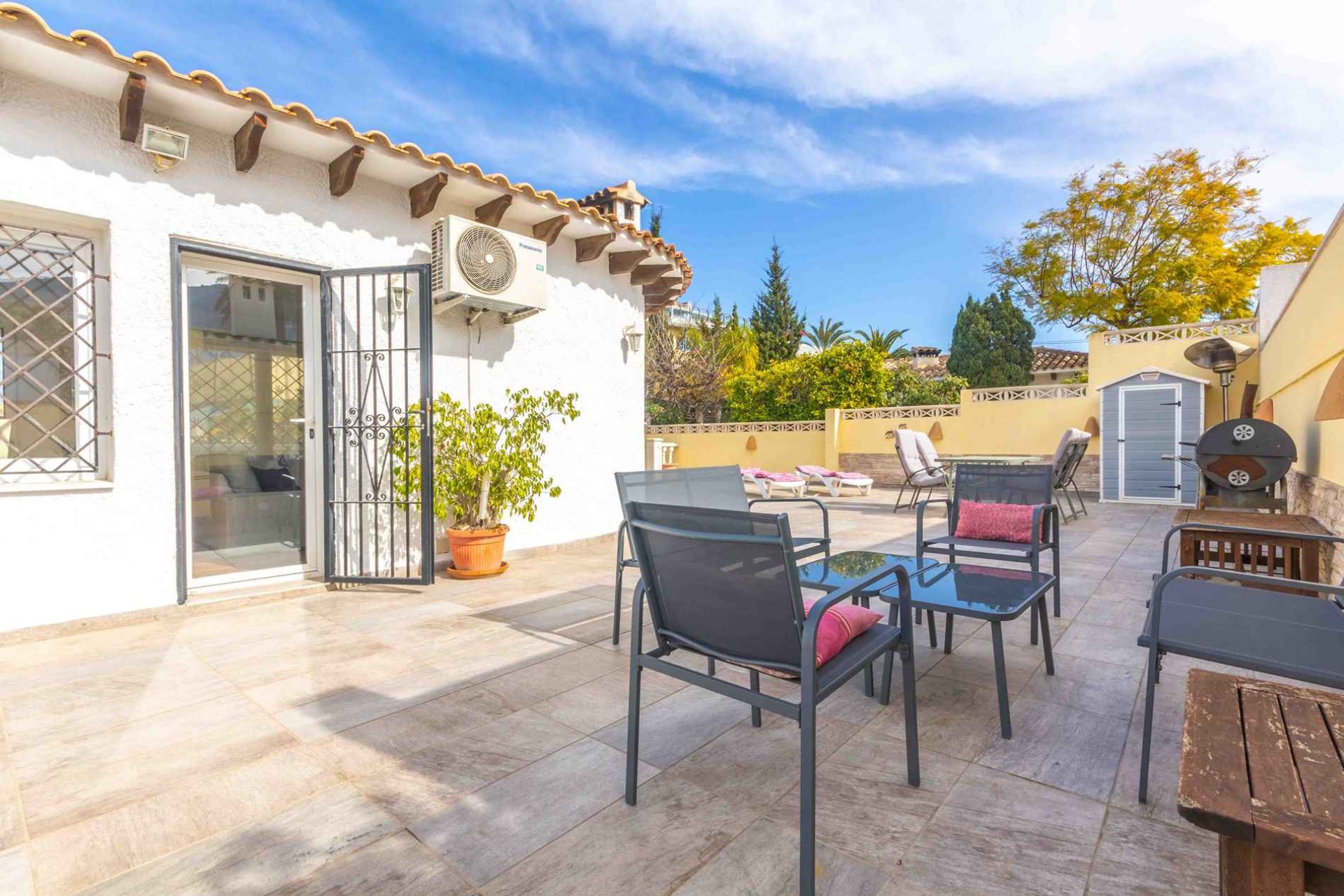 Short Term Rental - Villa - Albir - Urbanizacion