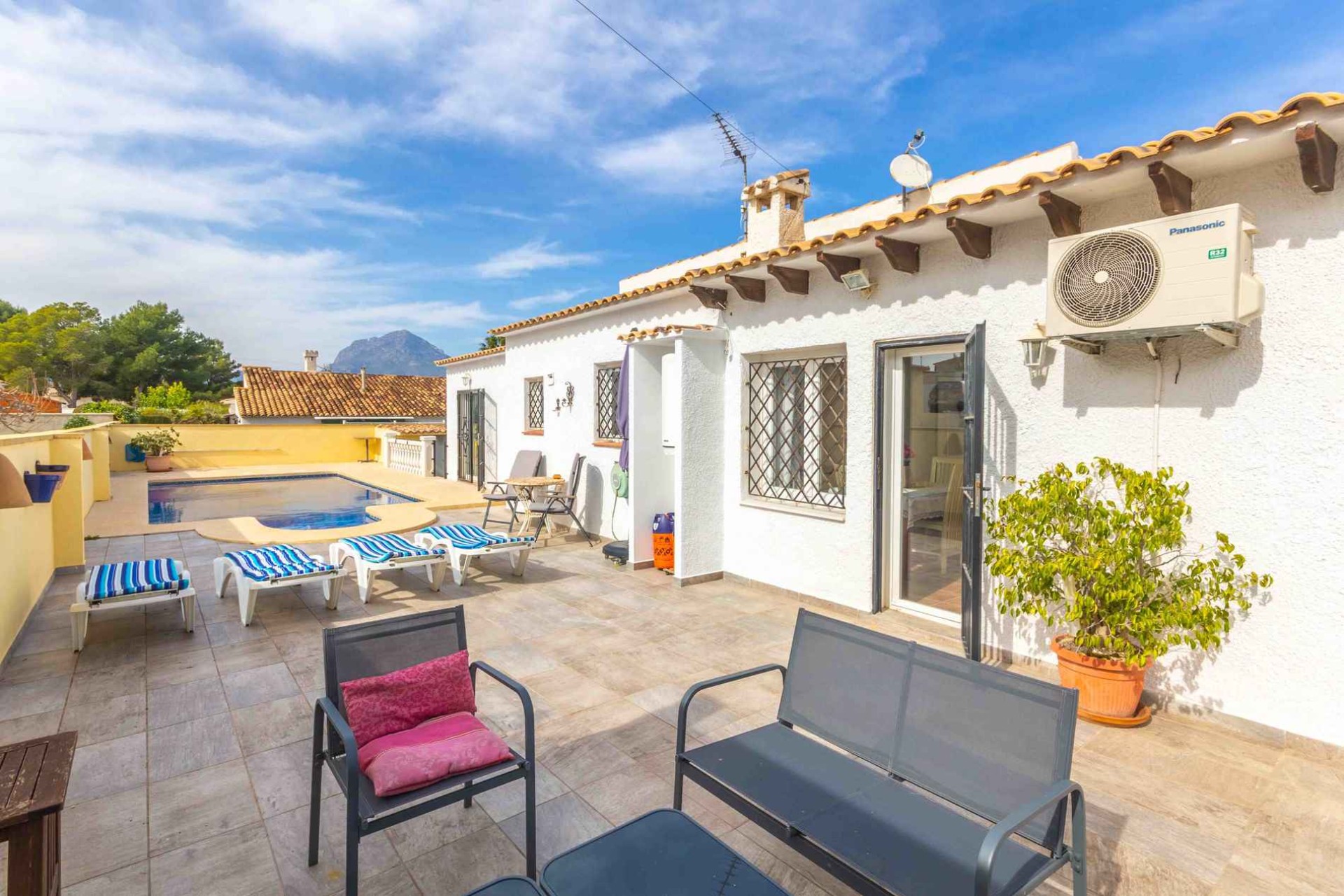 Short Term Rental - Villa - Albir - Urbanizacion