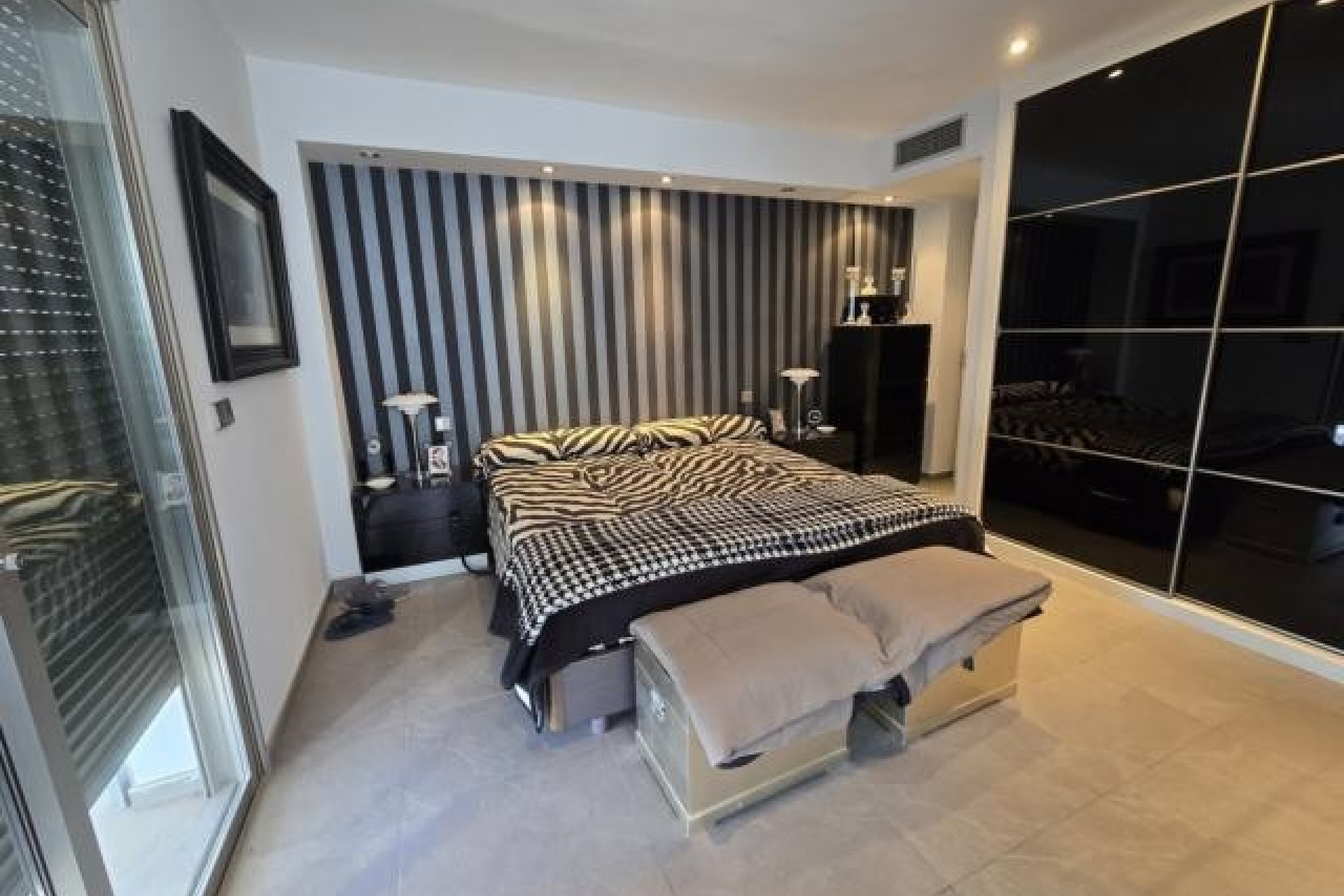 Venta - Apartamento / piso - Albir - Playa