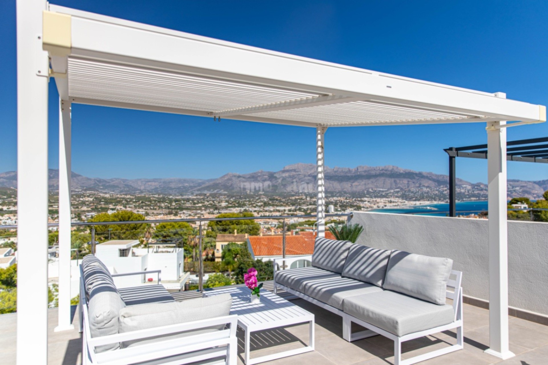 Venta - Villa - Albir