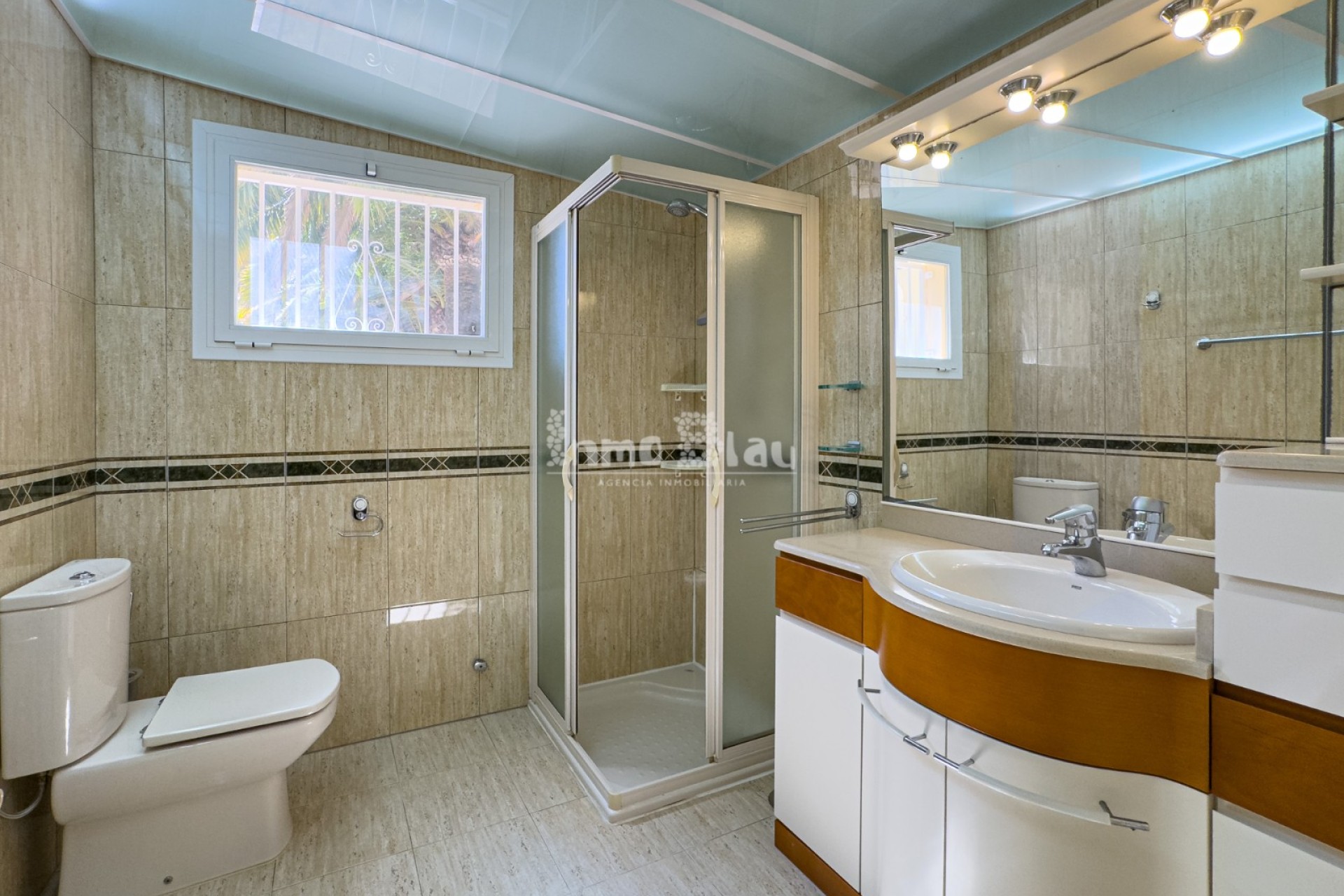 Venta - Villa - Albir