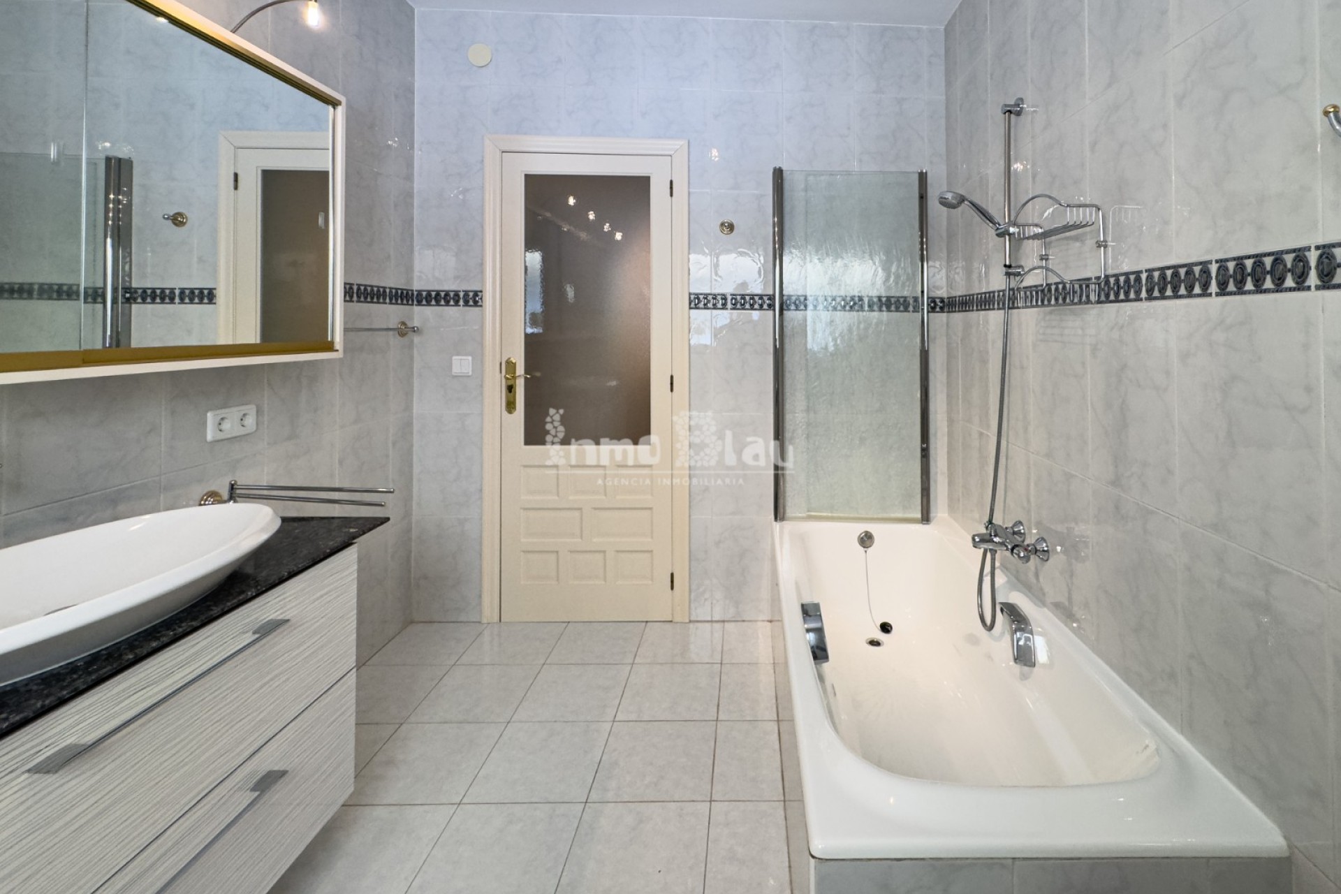 Venta - Villa - Albir