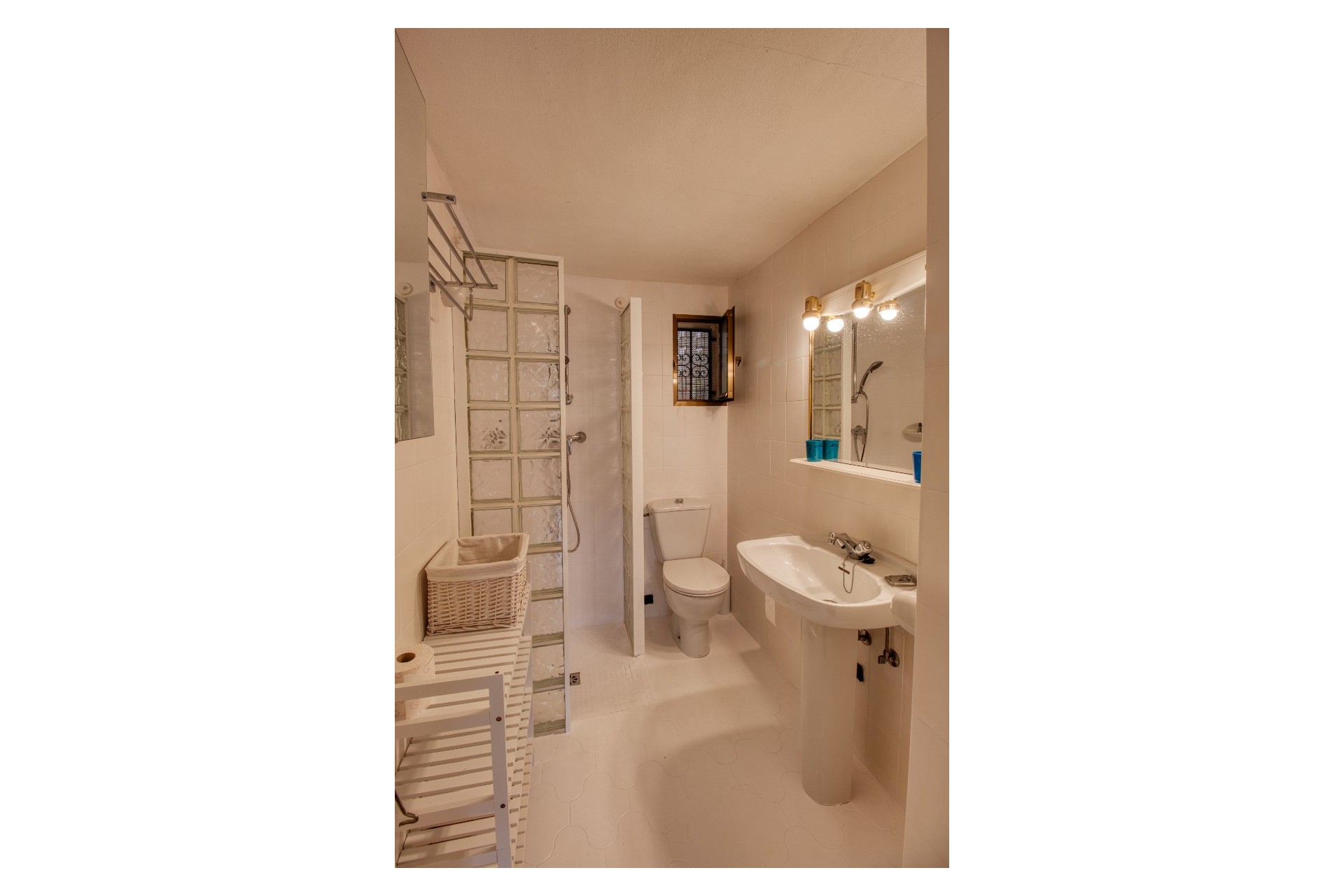 Venta - Villa - Albir