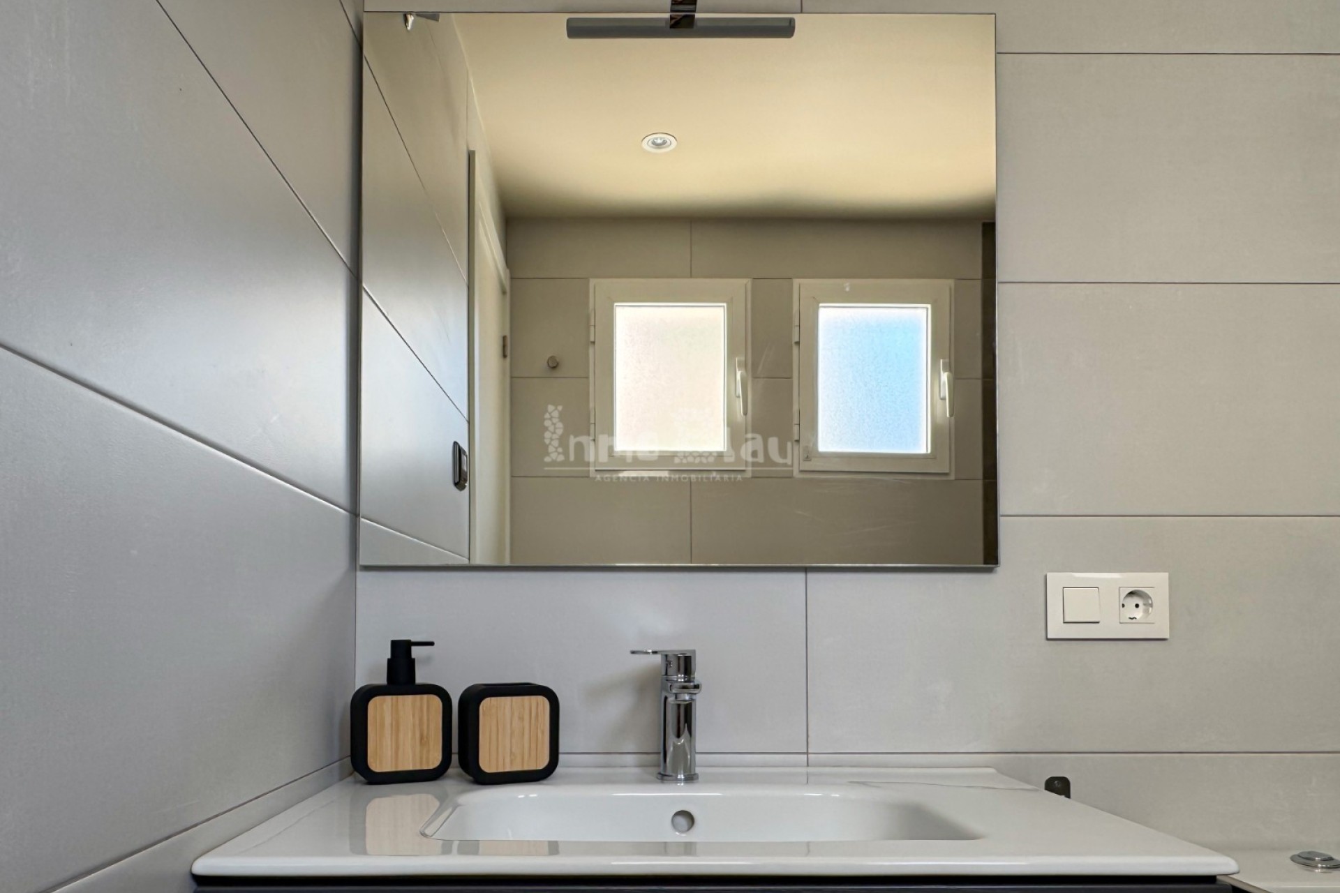 Verhuur Korte Termijn - Appartement / flat - Albir - Centro