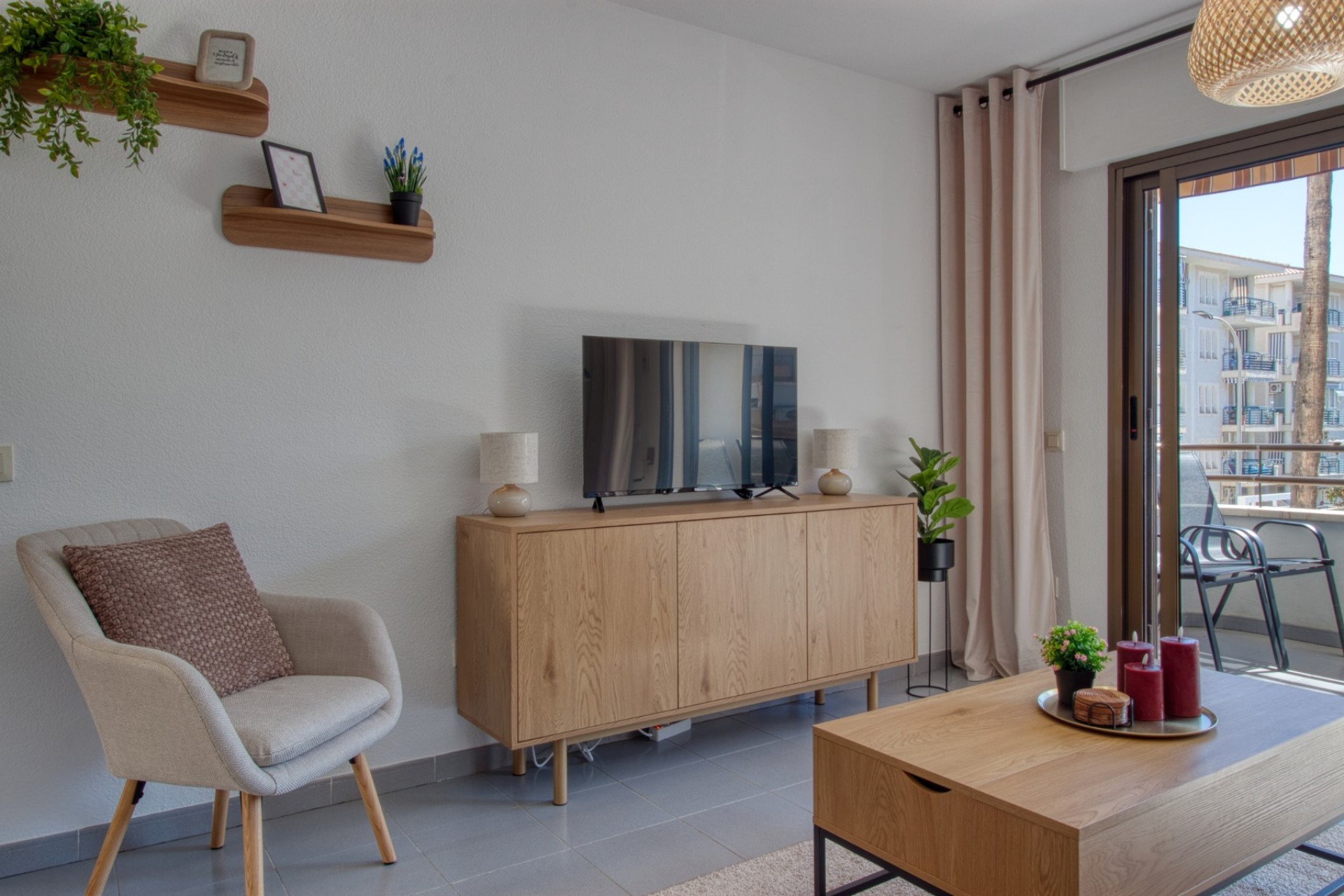 Verhuur Korte Termijn - Appartement / flat - Albir - Centro