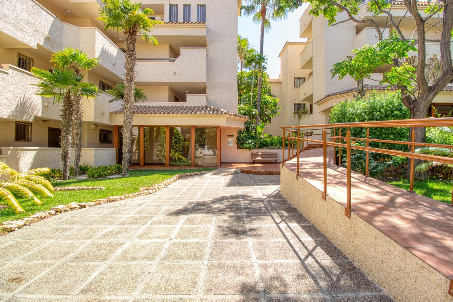 Verhuur Korte Termijn - Appartement / flat - Albir - Playa